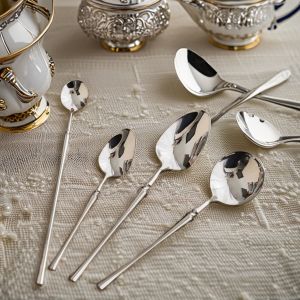 Quality Silverware Spoon Fork Dinnersets 24-Piece Gold Stainless Steel Flatware Set for Hotels for sale