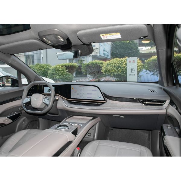 1950mm Width Hongqi Electric Energy Car 2025 Luxury Electric Car