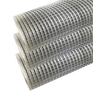 China Galvanized Iron Wire Material 1/4-8 Aperture Square Hole Fence Welded Wire Mesh Rolls on sale