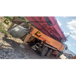 56M 8x4 Used Concrete Boom Pump for Construction Projects