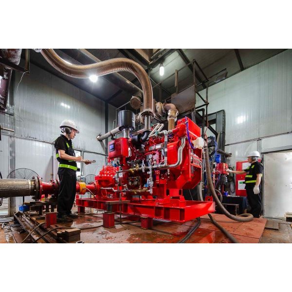 14 Inches Discharge Size Diesel Engine Pump Set with Heavy-Duty Construction and Rated Flow 7000GPM