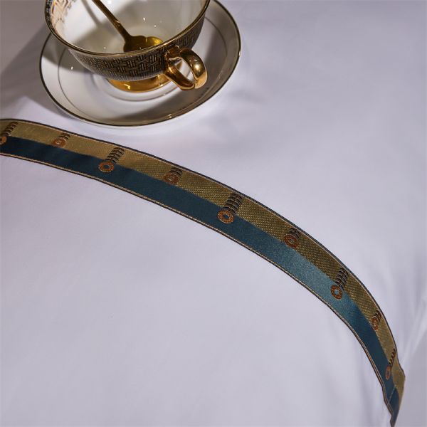 Home Custom 100% Cotton Satin Wide strip 60s Jet White Embroidery Luxury Duvet Cover Set
