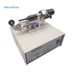 China Smooth Cutting Edge 28k Ultrasonic Sealing Equipment 500w on sale