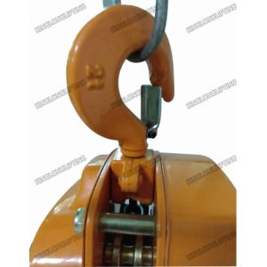 Light Weight Ratchet Chain Hoist , Mini Portable Chain Block Easy Handing,
