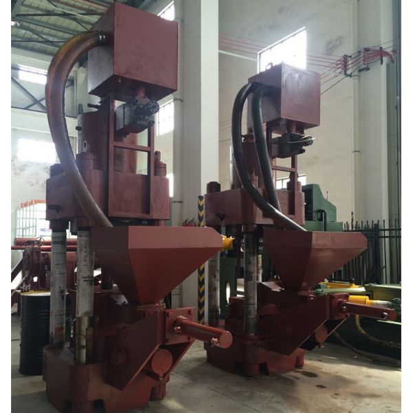 Buy Semi Automatic Hydraulic Briquette Press Machine For Metal Cooper Chip at wholesale prices
