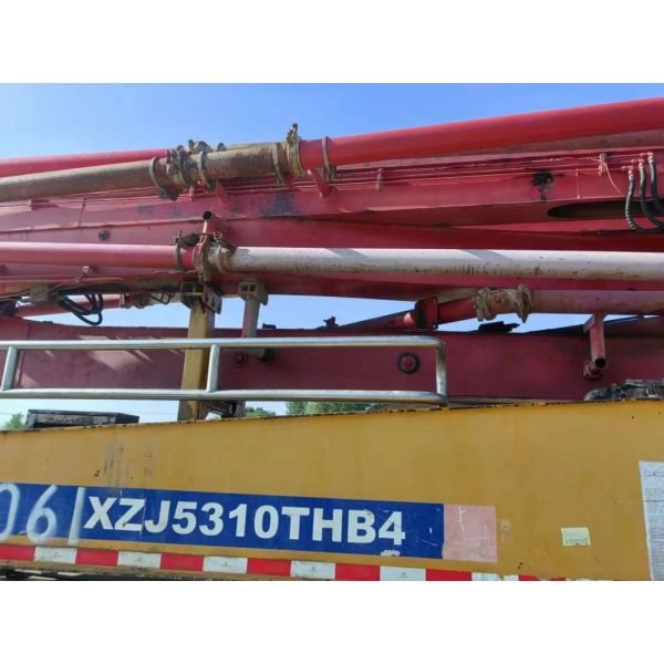2012 Perfect Original Quality Xg 41m Used Truck Pump Concrete Pump Beton Pump Brand New Tires