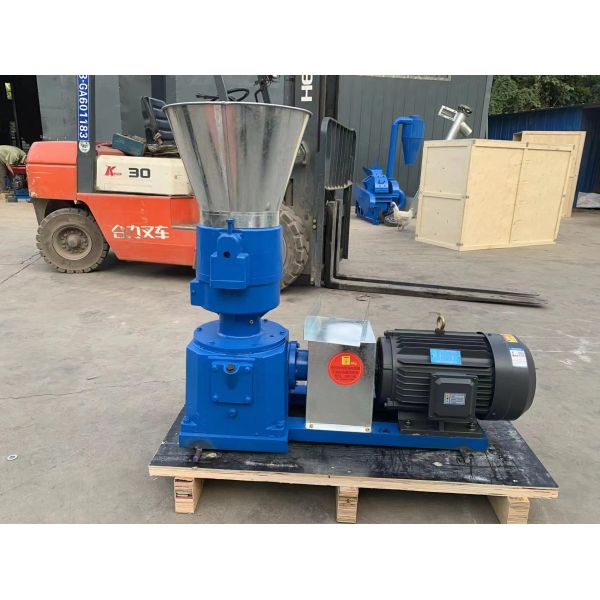 Home Use Small Farm Sawdust Wood Pellet Press For Making Biomass Ricehusk Grass