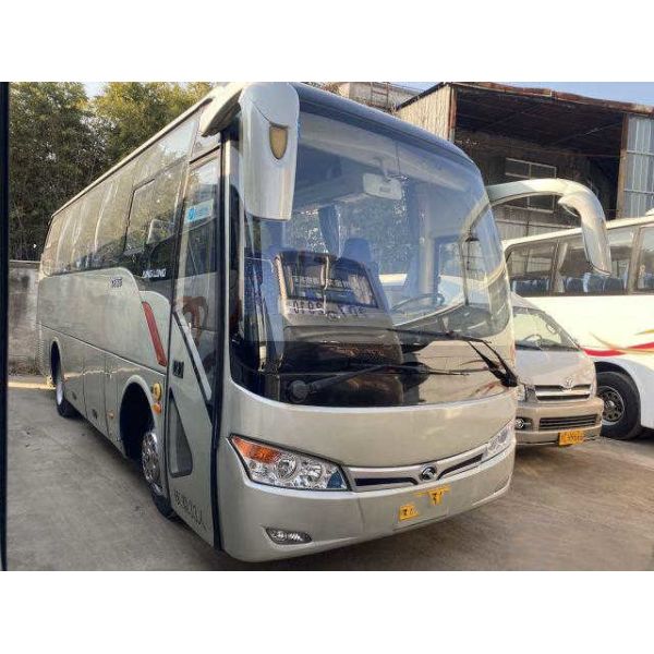 Buy Kinglong Used Bus XMQ6802 Tour Bus 33seats Yuchai Engine Bus With Manual Transmission at wholesale prices