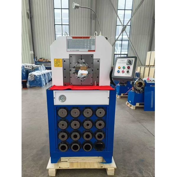 3 Inch Hydraulic Hose Crimping Machine in operation