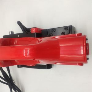 7.5 KG Automatic Geomembrane Overlap Welding Machine for Highways PP HDPE PE PVC