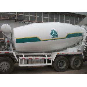 SINOTRUK HOWO Concrete Mixer Truck 14CBM 371HP 8X4 LHD ZZ5317GJBN3261W