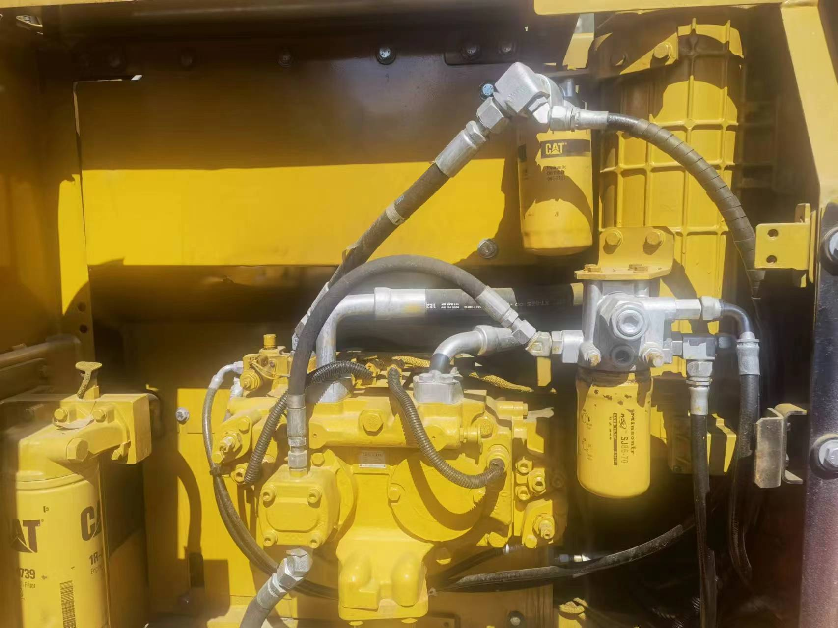 Dig Deeper Faster Experience The Efficiency Of Our Cat Excavator