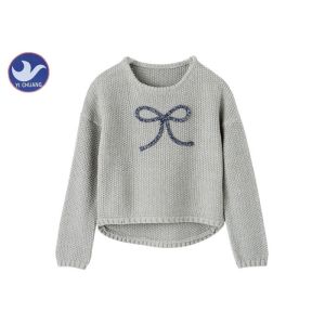 China Anti - Wrinkle Girls Pullover Sweaters Butterfly Ribbon Scoop Neck Knitwear on sale