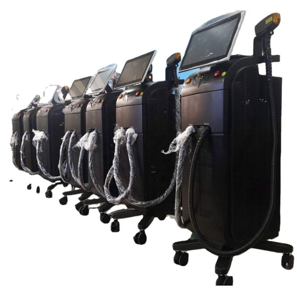 12*12 or 12*20 or 15*27 Spot Size Diode Laser Hair Removal Machine with Dual Handles