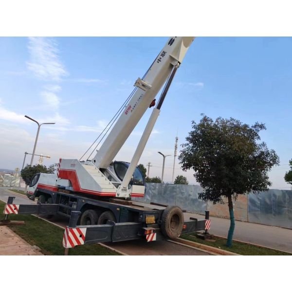 2009 Zoomlion 70ton Mobile Crane Used Truck Cran Attractive Price