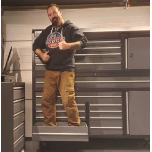 Efficiently Store Your Tools with our Brown Tool Chest on Wheels and Storage