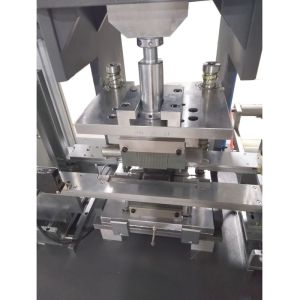 Servo Motor Powered Model Plastic Card Embossing And Bronzing Machine YLE-2