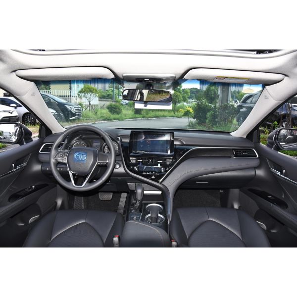 2023 Toyota Camry Petrol Gasoline Hybrid Car with Touch Screen and LED Headlights
