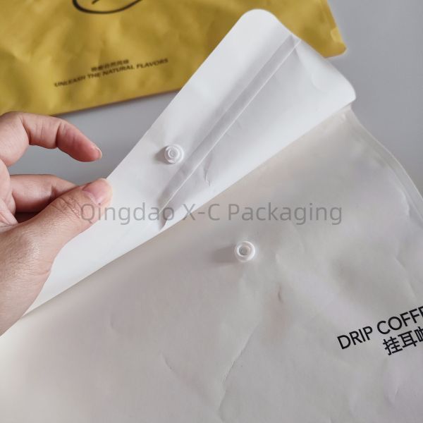 Reusable Kraft Paper Bags Packaging with Open Top For Convenient And Easy Shopping