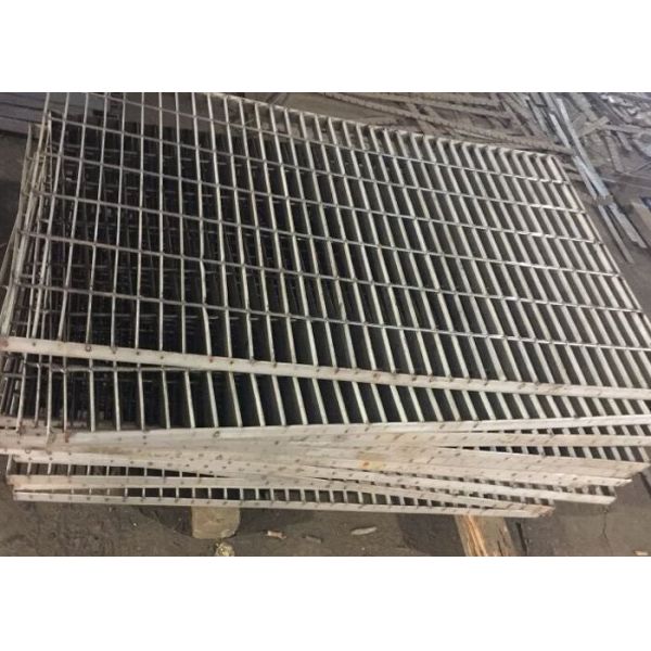 Driveway Road Drainage Catwalk Steel Grating Anti Rust Excellent Bearing Capacity