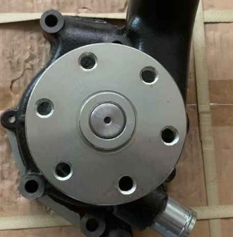 Quality Model 6bg1 4bg1 6bd1 Water Pump Isuzu Part No. 1136500171 1-13610145-2 Hitachi Excavator Ex200-1 Ex200-5 Ex200lc-5 for sale