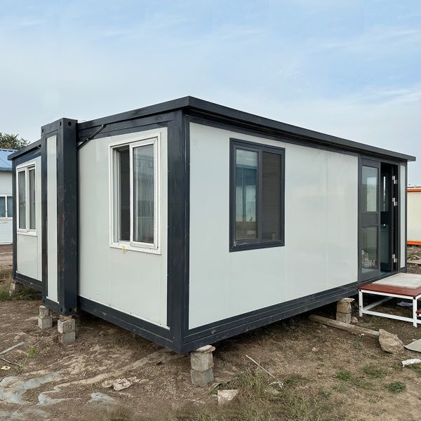 Container Shipment Steel Luxury Container House 2 Bedroom Sandwich Panel