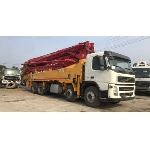 High Functioning Concrete Trailer Pump Putzmeister 42M Volvo Used