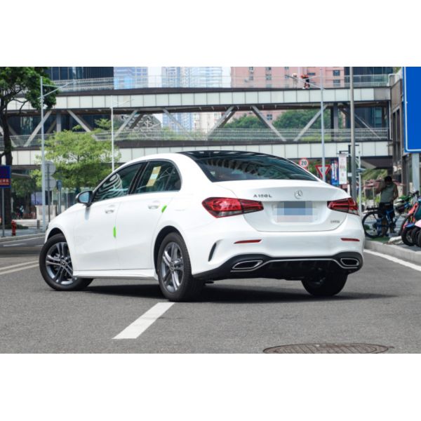 4 Door 5 Seats Car Mercedes-Benz A Changed A200 L Sport Sedan Fashion Version