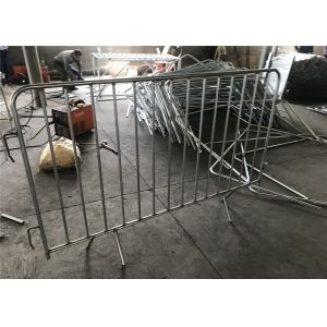 Interlocking pedestrian and crowd control barriers