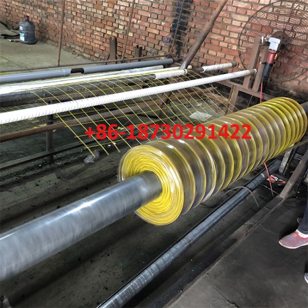 Yellow color PVC coating Holland wire mesh fence 30mmx30 mm Hole opening in 1.2 meter height