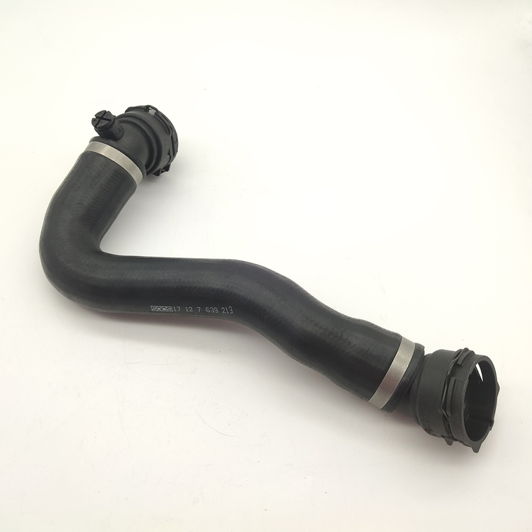273571A Radiator Coolant Hose for BMW X3 F25 F26 X3 18i 20i 20iX 28i Durable Material
