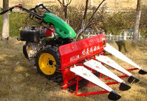 Walking Tractor / Hand Tractor with Harvester / Reaper