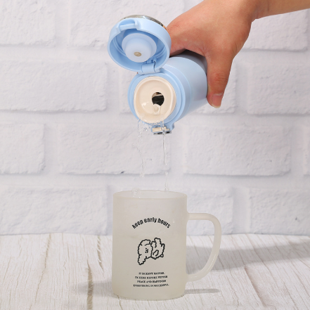 2021 Wholesale Custom Stainless Steel Vacuum Temperature Display Thermos Cup Travel Bottle Smart Vacuum Flask 480ml