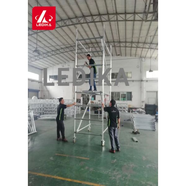Scaffold Tower Layer Truss Plastering Workbench Outdoor Event Truss With Wheels