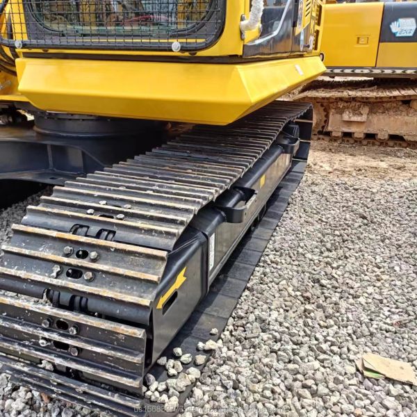 Shanghai Used Excavator Komatsu PC130 13 Ton Good Condition Original Hydraulic Valve
