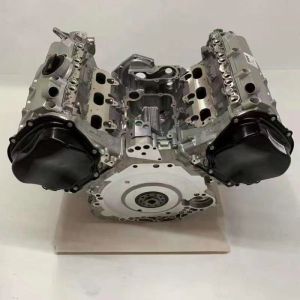 2.8T Gas / Petrol Engine for Audi A6 CCE Displacement 2.8T and Direct