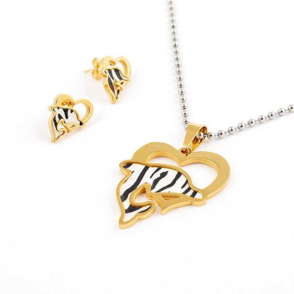 South American Fashion Stainless Steel Earrings With Matched Pendant Necklace