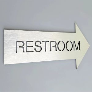 Restaurant Custom Reflective Sign Metal Restroom With Arrow Way Finding