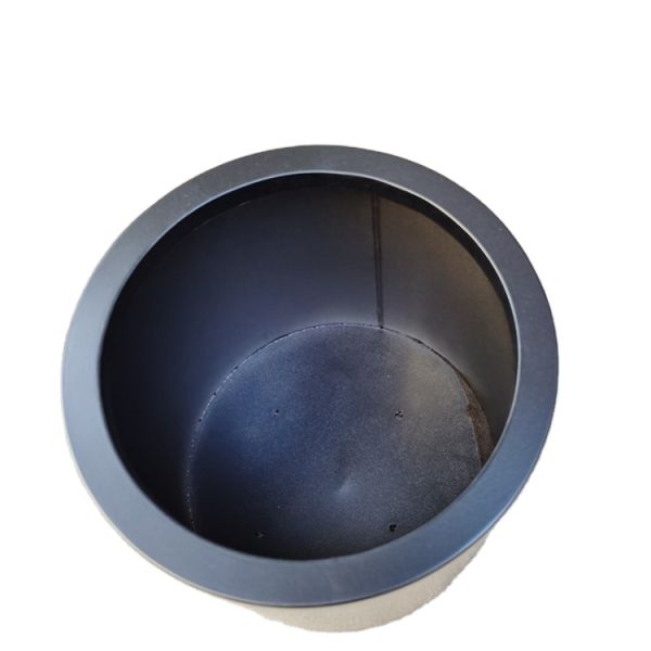 Different heights and sizes modern metal garden planter black small flower pot