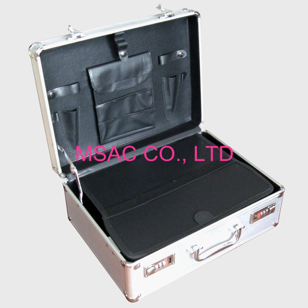 Buy Mens Aluminum Briefcase Big Space , Tool Packing Large Aluminum Briefcase at wholesale prices