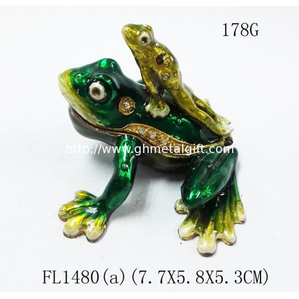 The Frog Prince with baby beautiful shape metal jewelry box antique metal jewelry box