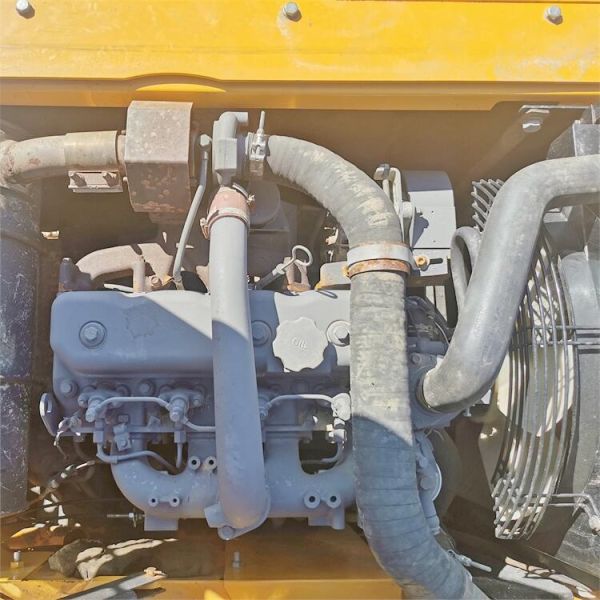 Sell Sany SY135 Crawler Chain Excavator with Original Hydraulic Pump and ISUZU Engine