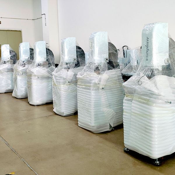 Quality control inspection station with measurement equipment