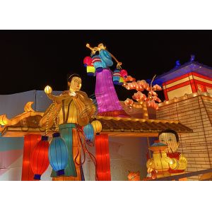 Keel Interactive Characters Decorated Fabric Chinese Lanterns In Street Festival