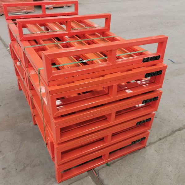Customized steel pallet options