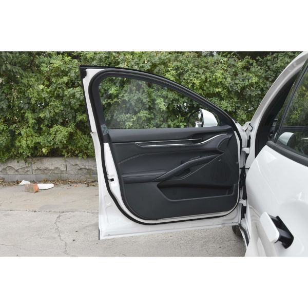 2024 Ford Mondeo 4WD Sedan with Extended Range Gasoline Engine and Energy Electric Power