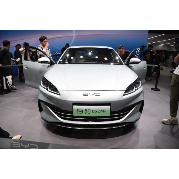 2024 Energy Vehicles 4 Door 5 Seater Sedan BYD Seal 06 DMI Hybrid Car Designed by BYD