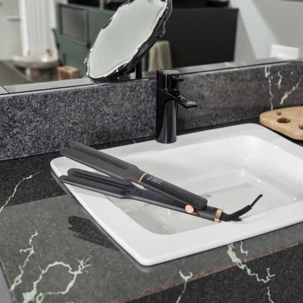 Extra Long Floating Plate Hair Straightener with 10 Heat Settings and 13.7*110mm Ceramic Plates