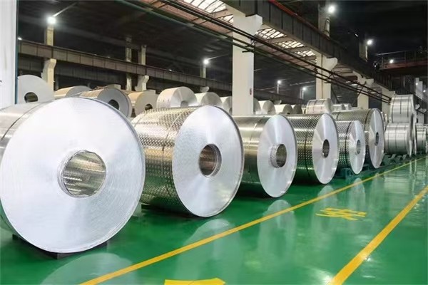 Decorative Polished Stainless Steel Coil 3.0mm ASTM 201 Ba Mirror Surface