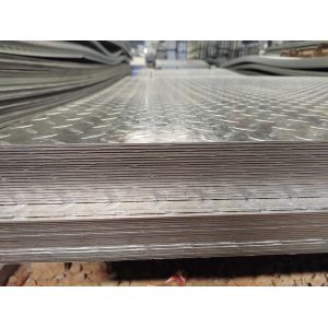 Building Materials 40g/m2 Zinc Layer Steel Sheet with Hot Rolled Chequered